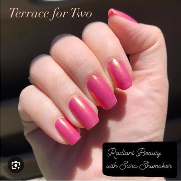 *Exclusive* Color Street: Terrace for Two | Coral Orange Pink Summer Bronze - Picture 5 of 12